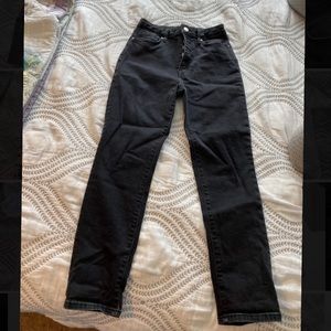 BLACK DENIM URBAN OUTFITTER JEANS